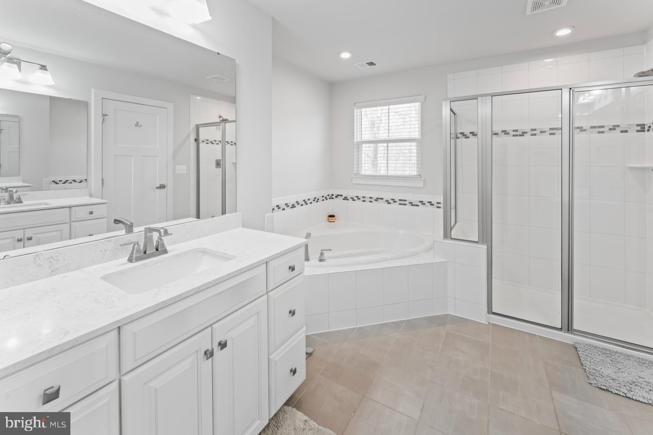 2 KNOB CREEK CT, STAFFORD, Virginia 22556, 5 Bedrooms Bedrooms, ,5 BathroomsBathrooms,Residential,For sale,2 KNOB CREEK CT,VAST2037100 MLS # VAST2037100