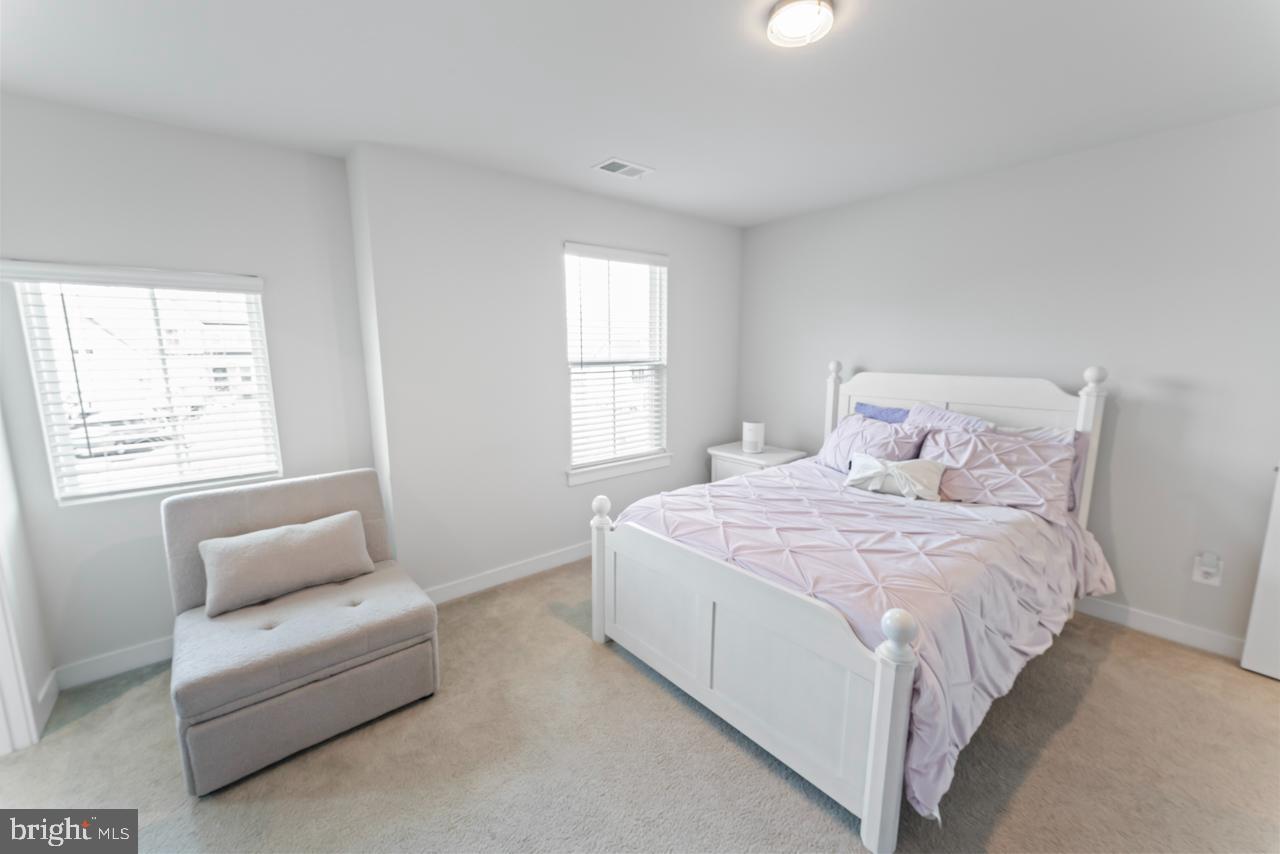 2 KNOB CREEK CT, STAFFORD, Virginia 22556, 5 Bedrooms Bedrooms, ,5 BathroomsBathrooms,Residential,For sale,2 KNOB CREEK CT,VAST2037100 MLS # VAST2037100