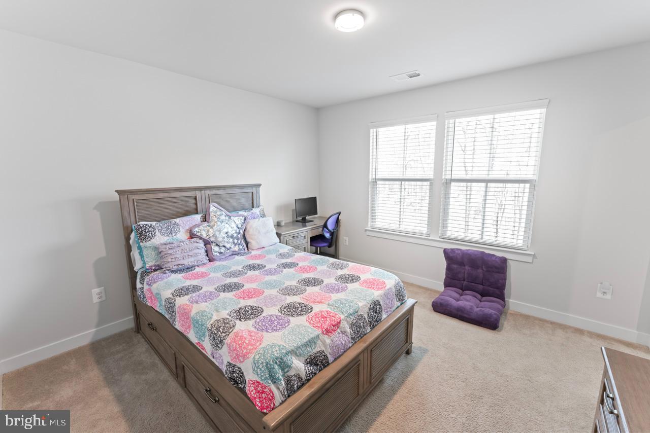 2 KNOB CREEK CT, STAFFORD, Virginia 22556, 5 Bedrooms Bedrooms, ,5 BathroomsBathrooms,Residential,For sale,2 KNOB CREEK CT,VAST2037100 MLS # VAST2037100