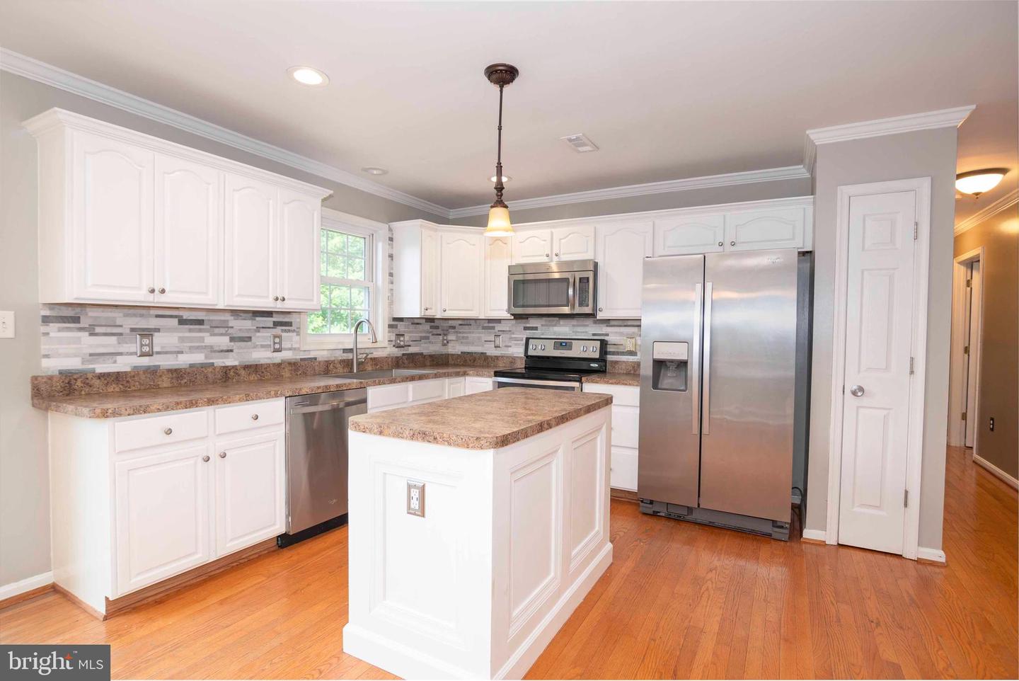 958 HIGHRIDGE RD, FRONT ROYAL, Virginia 22630, 3 Bedrooms Bedrooms, ,2 BathroomsBathrooms,Residential,For sale,958 HIGHRIDGE RD,VAWR2011580 MLS # VAWR2011580