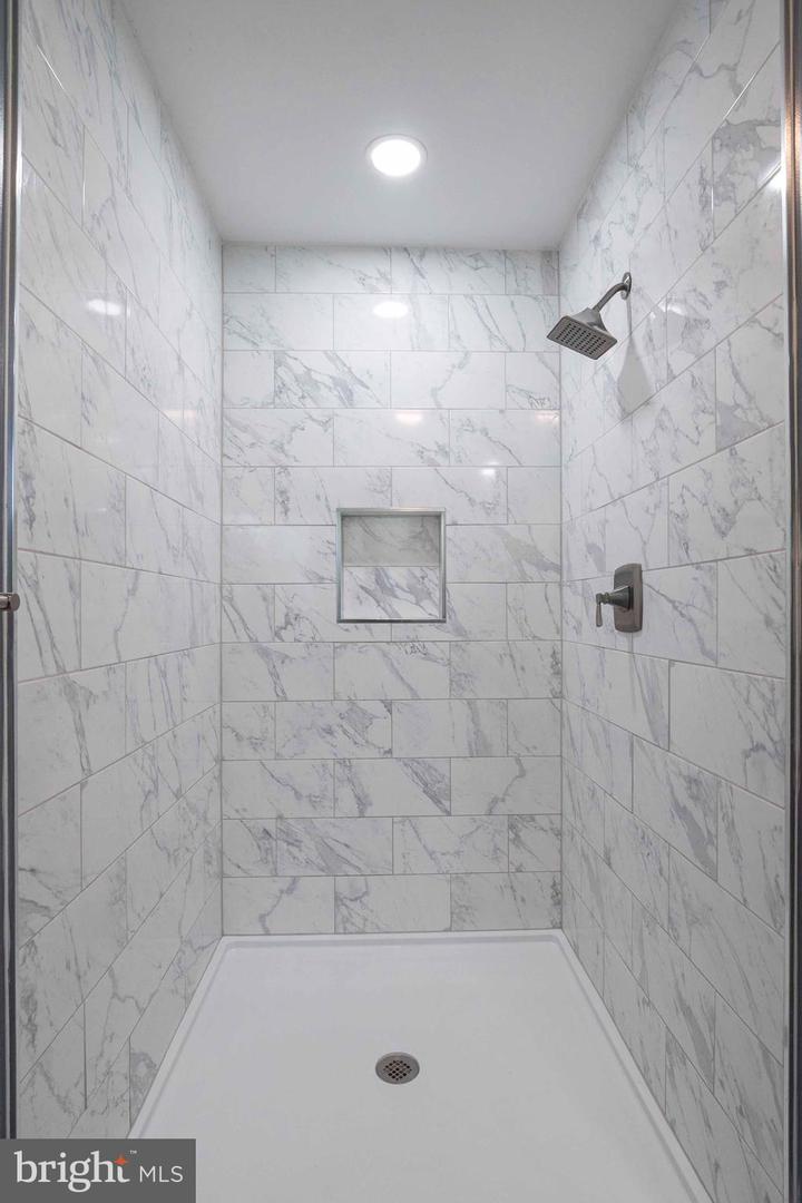 958 HIGHRIDGE RD, FRONT ROYAL, Virginia 22630, 3 Bedrooms Bedrooms, ,2 BathroomsBathrooms,Residential,For sale,958 HIGHRIDGE RD,VAWR2011580 MLS # VAWR2011580