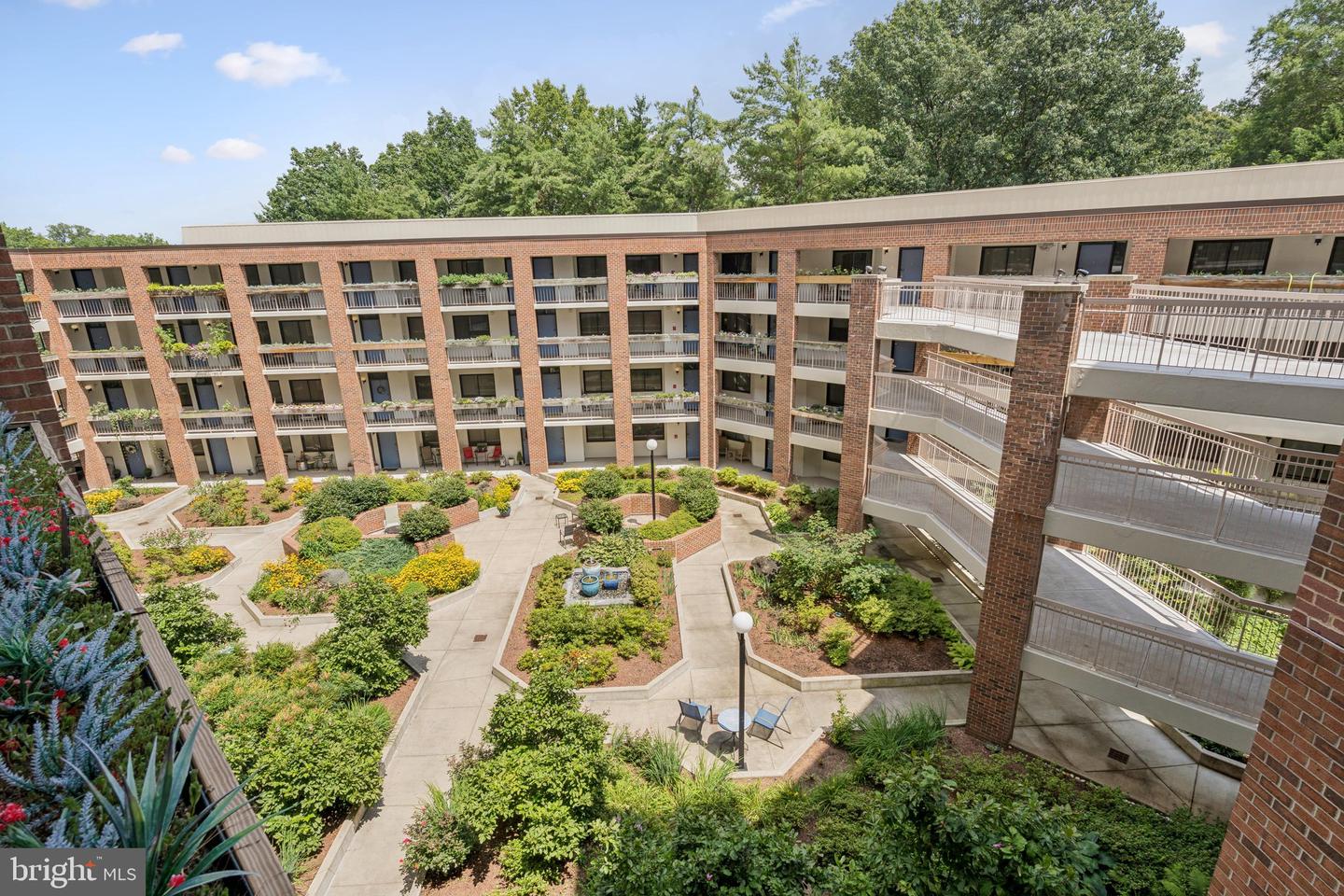 1951 SAGEWOOD LN #311, RESTON, Virginia 20191, ,1 BathroomBathrooms,Residential,For sale,1951 SAGEWOOD LN #311,VAFX2255134 MLS # VAFX2255134