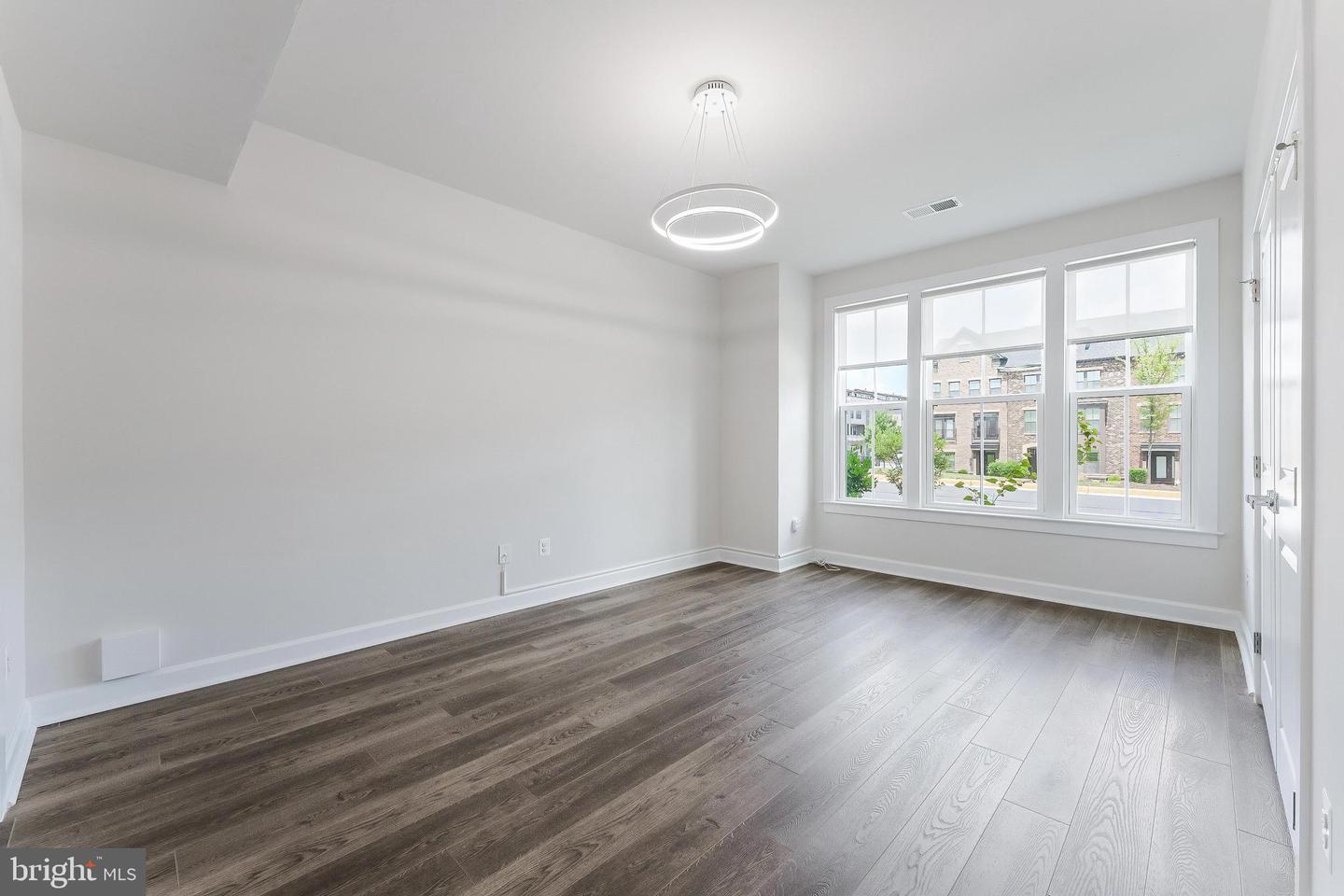 43373 DEWEY SQ, ASHBURN, Virginia 20148, 4 Bedrooms Bedrooms, ,4 BathroomsBathrooms,Residential,For sale,43373 DEWEY SQ,VALO2101988 MLS # VALO2101988