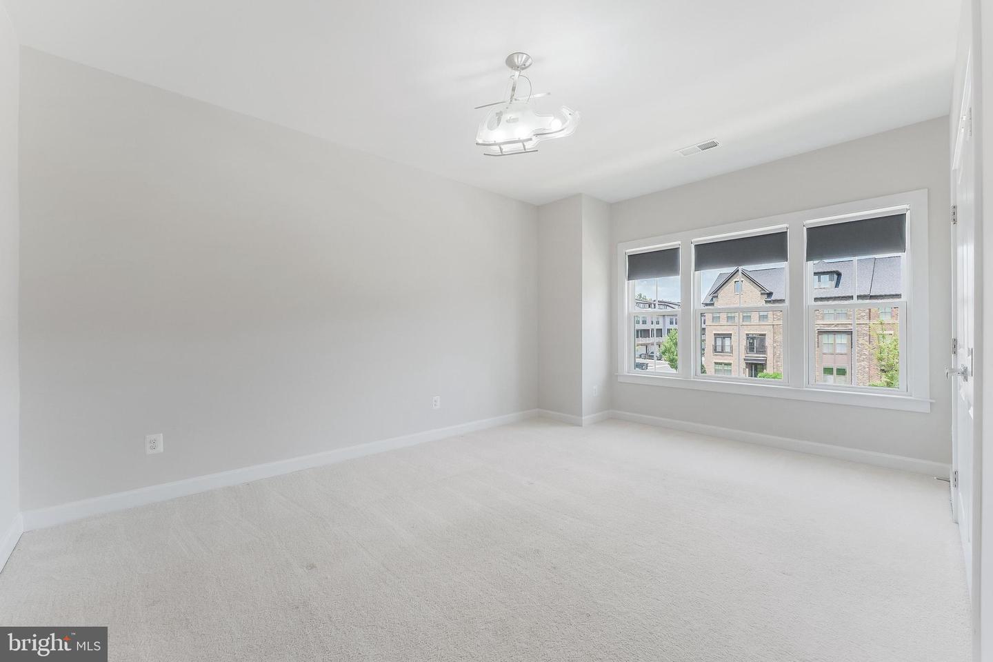 43373 DEWEY SQ, ASHBURN, Virginia 20148, 4 Bedrooms Bedrooms, ,4 BathroomsBathrooms,Residential,For sale,43373 DEWEY SQ,VALO2101988 MLS # VALO2101988