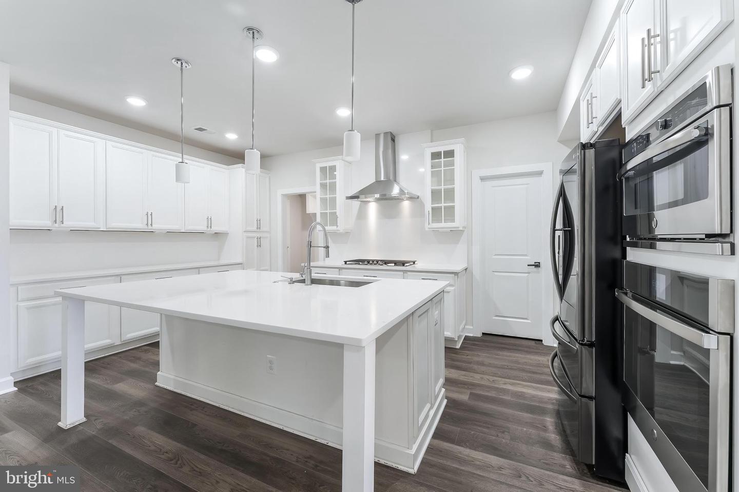 43373 DEWEY SQ, ASHBURN, Virginia 20148, 4 Bedrooms Bedrooms, ,4 BathroomsBathrooms,Residential,For sale,43373 DEWEY SQ,VALO2101988 MLS # VALO2101988