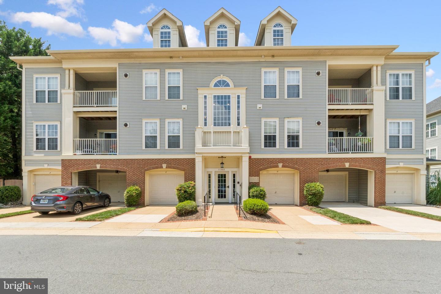 11322 WESTBROOK MILL LN #204, FAIRFAX, Virginia 22030, 3 Bedrooms Bedrooms, ,2 BathroomsBathrooms,Residential,For sale,11322 WESTBROOK MILL LN #204,VAFX2255702 MLS # VAFX2255702