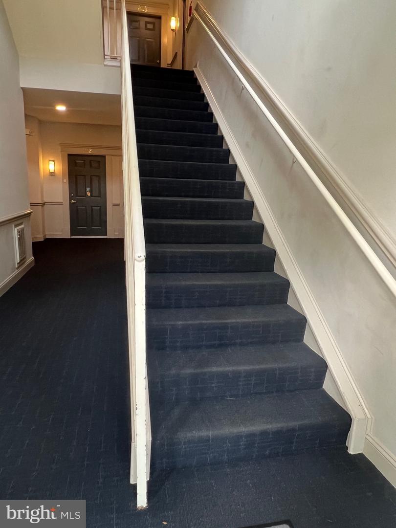 11322 WESTBROOK MILL LN #204, FAIRFAX, Virginia 22030, 3 Bedrooms Bedrooms, ,2 BathroomsBathrooms,Residential,For sale,11322 WESTBROOK MILL LN #204,VAFX2255702 MLS # VAFX2255702