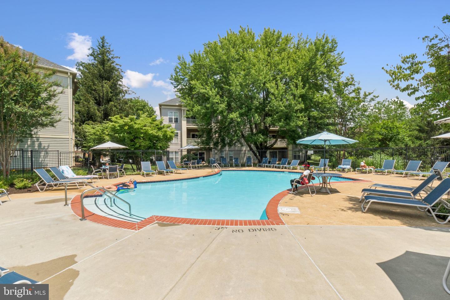 11322 WESTBROOK MILL LN #204, FAIRFAX, Virginia 22030, 3 Bedrooms Bedrooms, ,2 BathroomsBathrooms,Residential,For sale,11322 WESTBROOK MILL LN #204,VAFX2255702 MLS # VAFX2255702