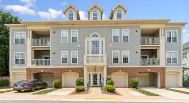 11322 WESTBROOK MILL LN #204, FAIRFAX, Virginia 22030, 3 Bedrooms Bedrooms, ,2 BathroomsBathrooms,Residential,For sale,11322 WESTBROOK MILL LN #204,VAFX2255702 MLS # VAFX2255702