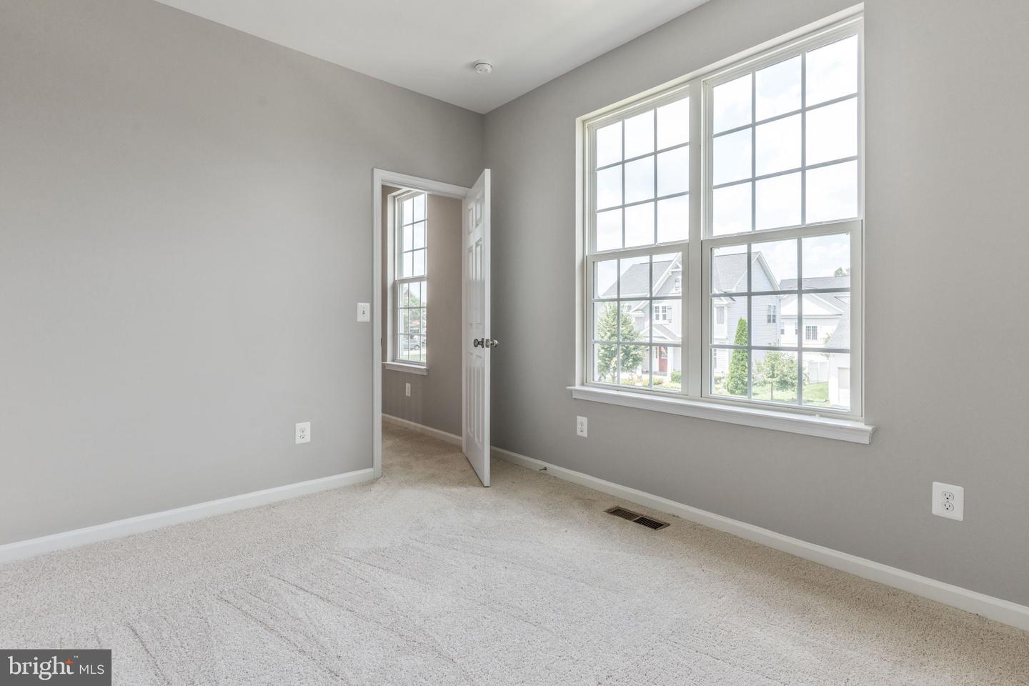 12021 SPRING BEAUTY RD, BRISTOW, Virginia 20136, 4 Bedrooms Bedrooms, ,3 BathroomsBathrooms,Residential,For sale,12021 SPRING BEAUTY RD,VAPW2099356 MLS # VAPW2099356