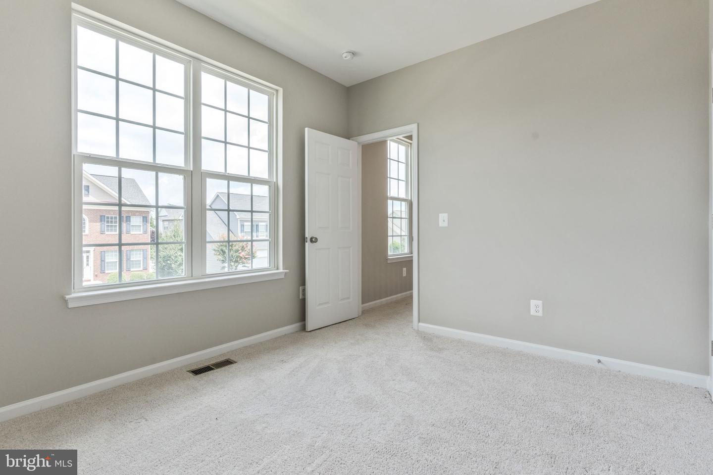12021 SPRING BEAUTY RD, BRISTOW, Virginia 20136, 4 Bedrooms Bedrooms, ,3 BathroomsBathrooms,Residential,For sale,12021 SPRING BEAUTY RD,VAPW2099356 MLS # VAPW2099356