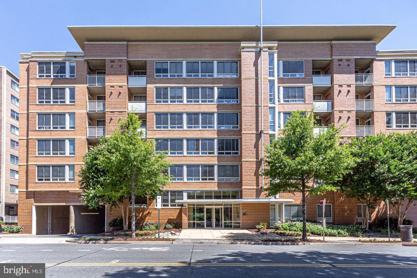 355 I ST SW #601, WASHINGTON, District Of Columbia 20024, 2 Bedrooms Bedrooms, 5 Rooms Rooms,2 BathroomsBathrooms,Residential,For sale,355 I ST SW #601,DCDC2210724 MLS # DCDC2210724