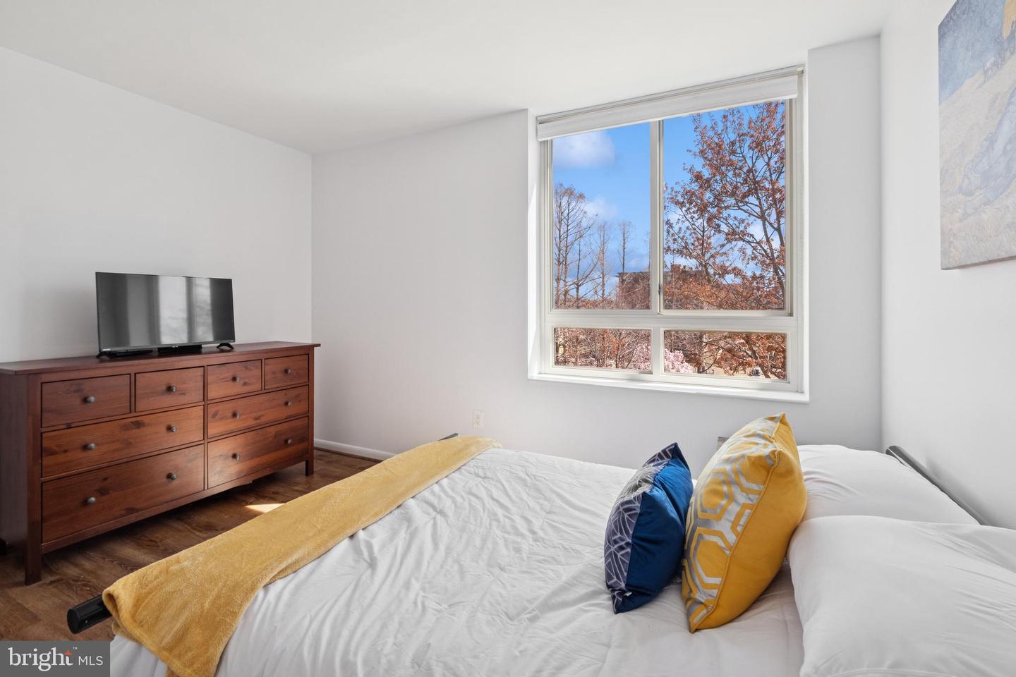 355 I ST SW #601, WASHINGTON, District Of Columbia 20024, 2 Bedrooms Bedrooms, 5 Rooms Rooms,2 BathroomsBathrooms,Residential,For sale,355 I ST SW #601,DCDC2210724 MLS # DCDC2210724
