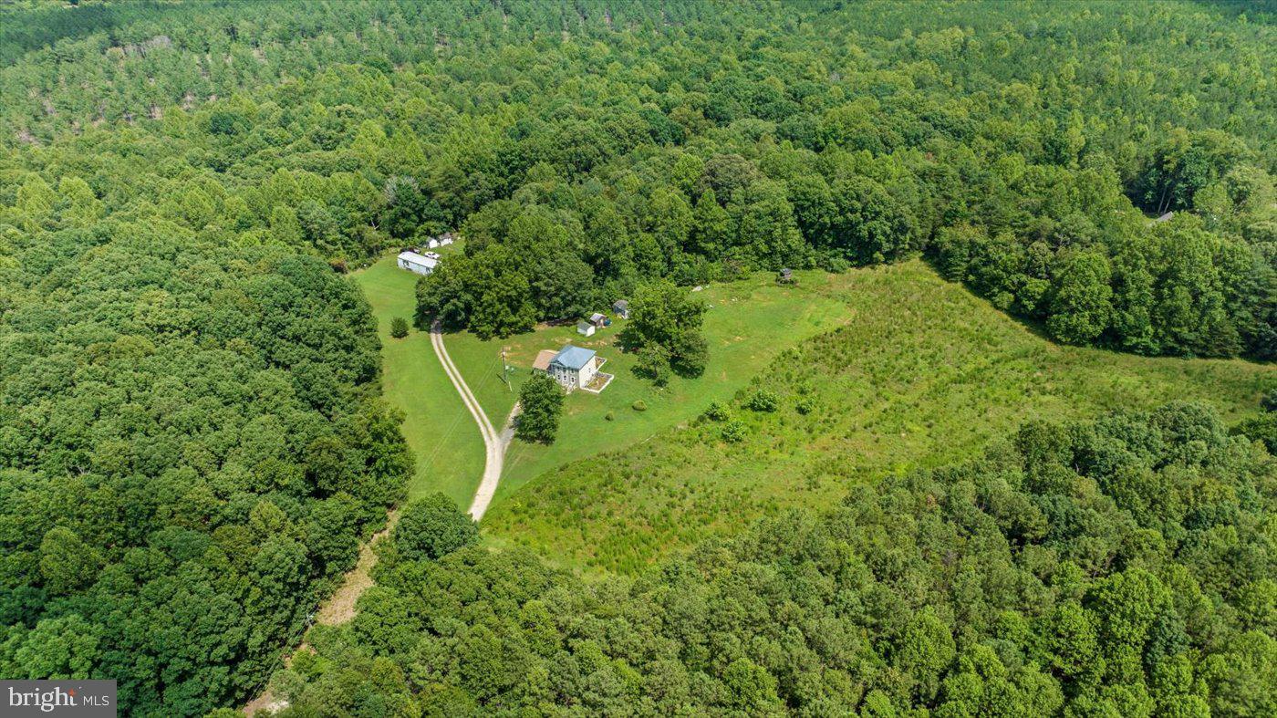 13367 PASSING, BOWLING GREEN, Virginia 22427, 2 Bedrooms Bedrooms, 6 Rooms Rooms,1 BathroomBathrooms,Residential,For sale,13367 PASSING,VACV2008520 MLS # VACV2008520