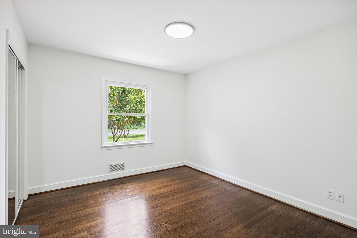 7035 CALAMO ST, SPRINGFIELD, Virginia 22150, 3 Bedrooms Bedrooms, ,3 BathroomsBathrooms,Residential,For sale,7035 CALAMO ST,VAFX2255898 MLS # VAFX2255898
