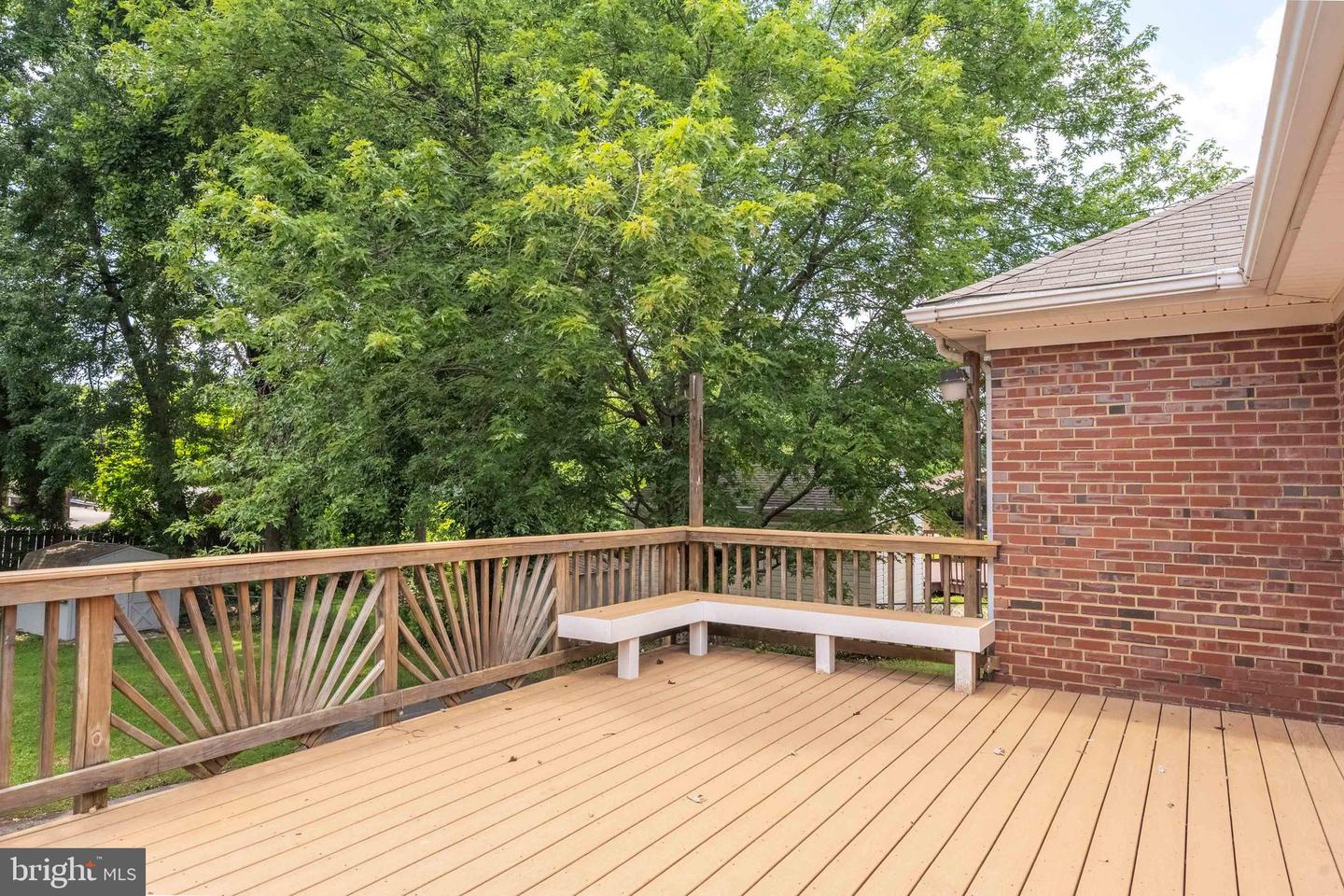 7035 CALAMO ST, SPRINGFIELD, Virginia 22150, 3 Bedrooms Bedrooms, ,3 BathroomsBathrooms,Residential,For sale,7035 CALAMO ST,VAFX2255898 MLS # VAFX2255898