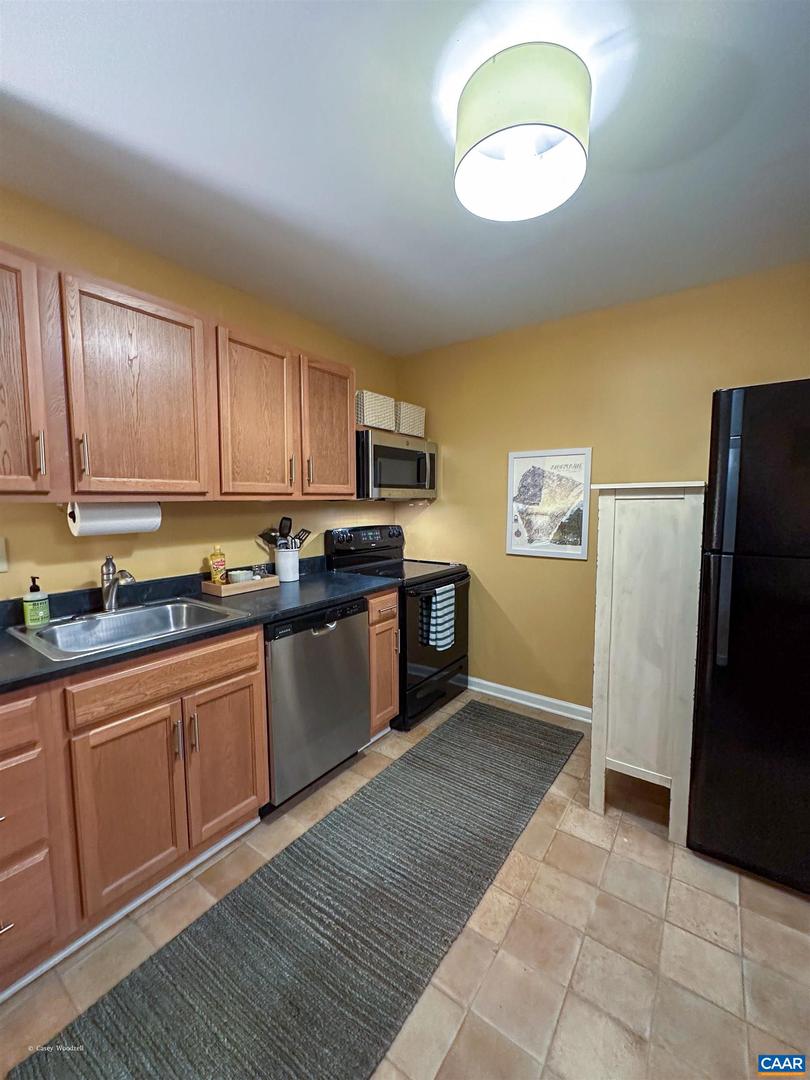 1504 VILLA TER #B, CHARLOTTESVILLE, Virginia 22903, 3 Bedrooms Bedrooms, ,2 BathroomsBathrooms,Residential,For sale,1504 VILLA TER #B,666823 MLS # 666823