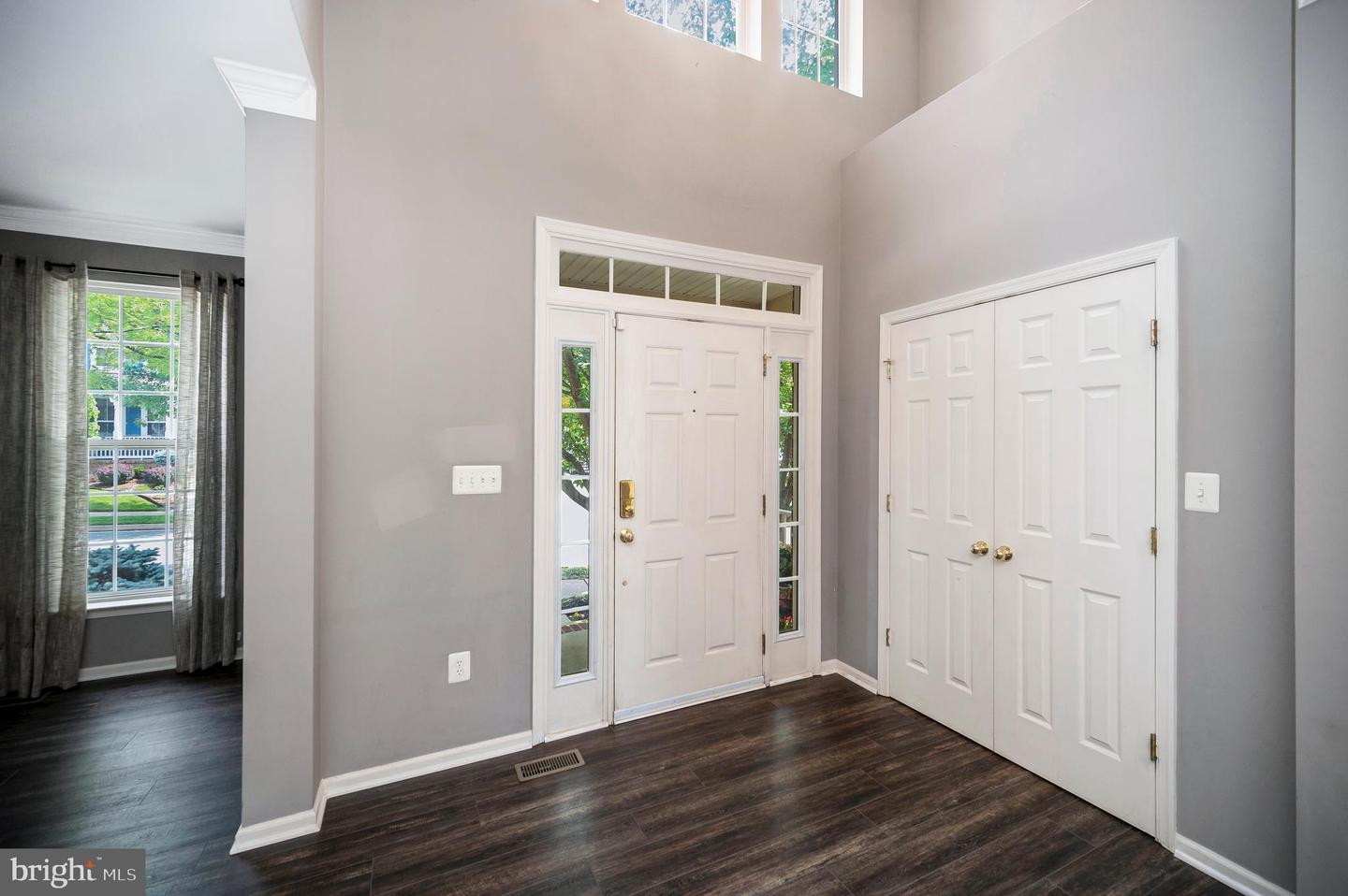 1000 GRAHAM DR, FREDERICKSBURG, Virginia 22401, 4 Bedrooms Bedrooms, ,3 BathroomsBathrooms,Residential,For sale,1000 GRAHAM DR,VAFB2008594 MLS # VAFB2008594