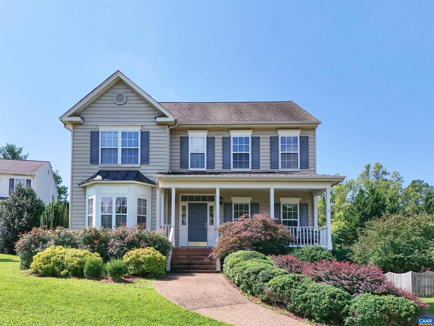 5310 LITTLE FOX LN, CHARLOTTESVILLE, Virginia 22903, 4 Bedrooms Bedrooms, ,2 BathroomsBathrooms,Residential,For sale,5310 LITTLE FOX LN,666824 MLS # 666824