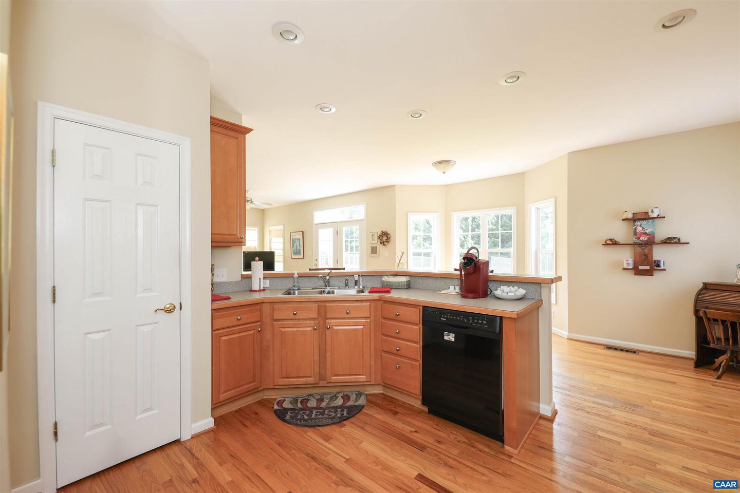 5310 LITTLE FOX LN, CHARLOTTESVILLE, Virginia 22903, 4 Bedrooms Bedrooms, ,2 BathroomsBathrooms,Residential,For sale,5310 LITTLE FOX LN,666824 MLS # 666824