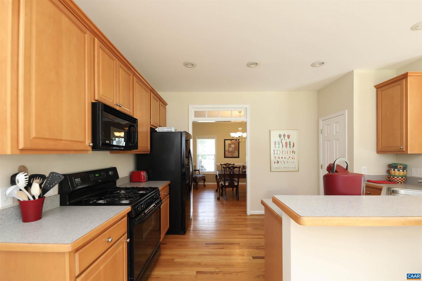 5310 LITTLE FOX LN, CHARLOTTESVILLE, Virginia 22903, 4 Bedrooms Bedrooms, ,2 BathroomsBathrooms,Residential,For sale,5310 LITTLE FOX LN,666824 MLS # 666824