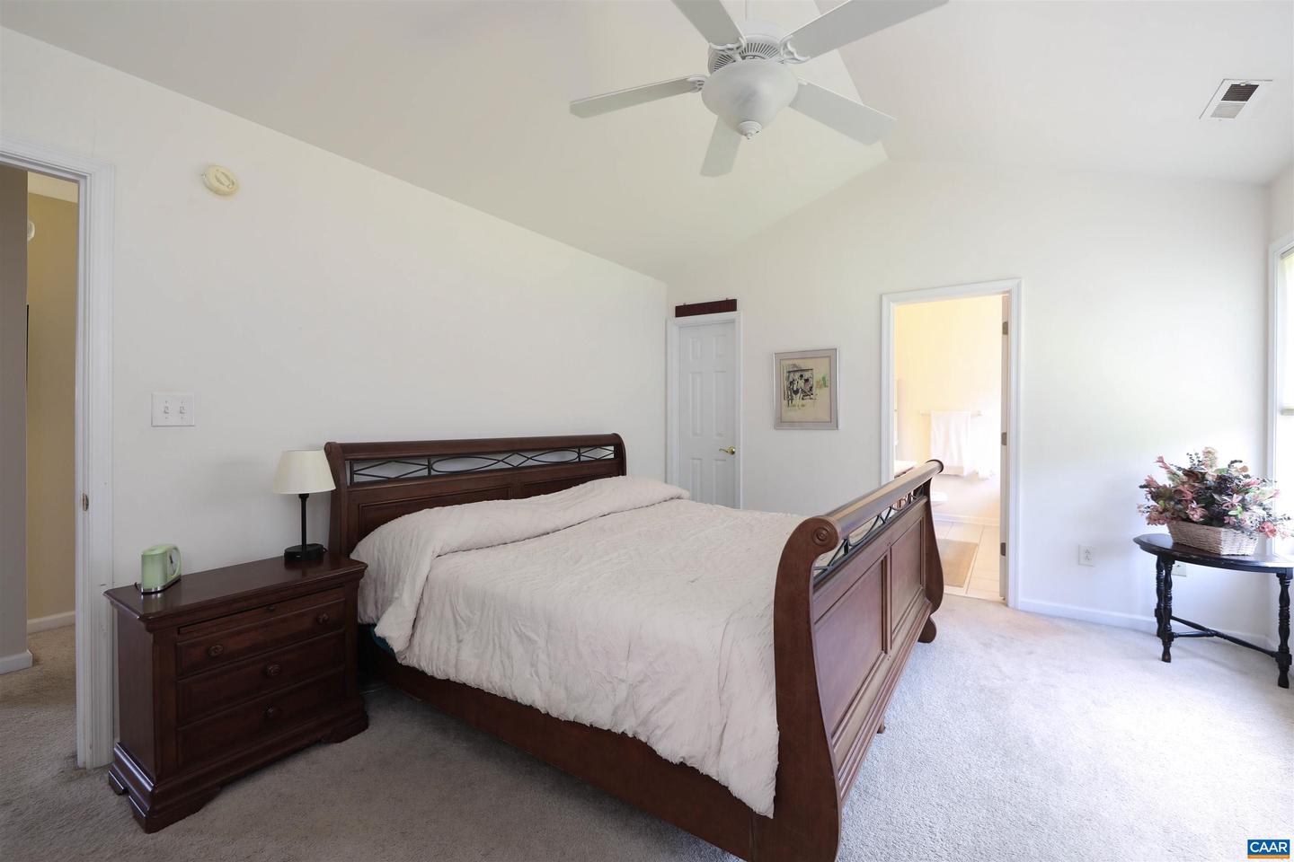 5310 LITTLE FOX LN, CHARLOTTESVILLE, Virginia 22903, 4 Bedrooms Bedrooms, ,2 BathroomsBathrooms,Residential,For sale,5310 LITTLE FOX LN,666824 MLS # 666824