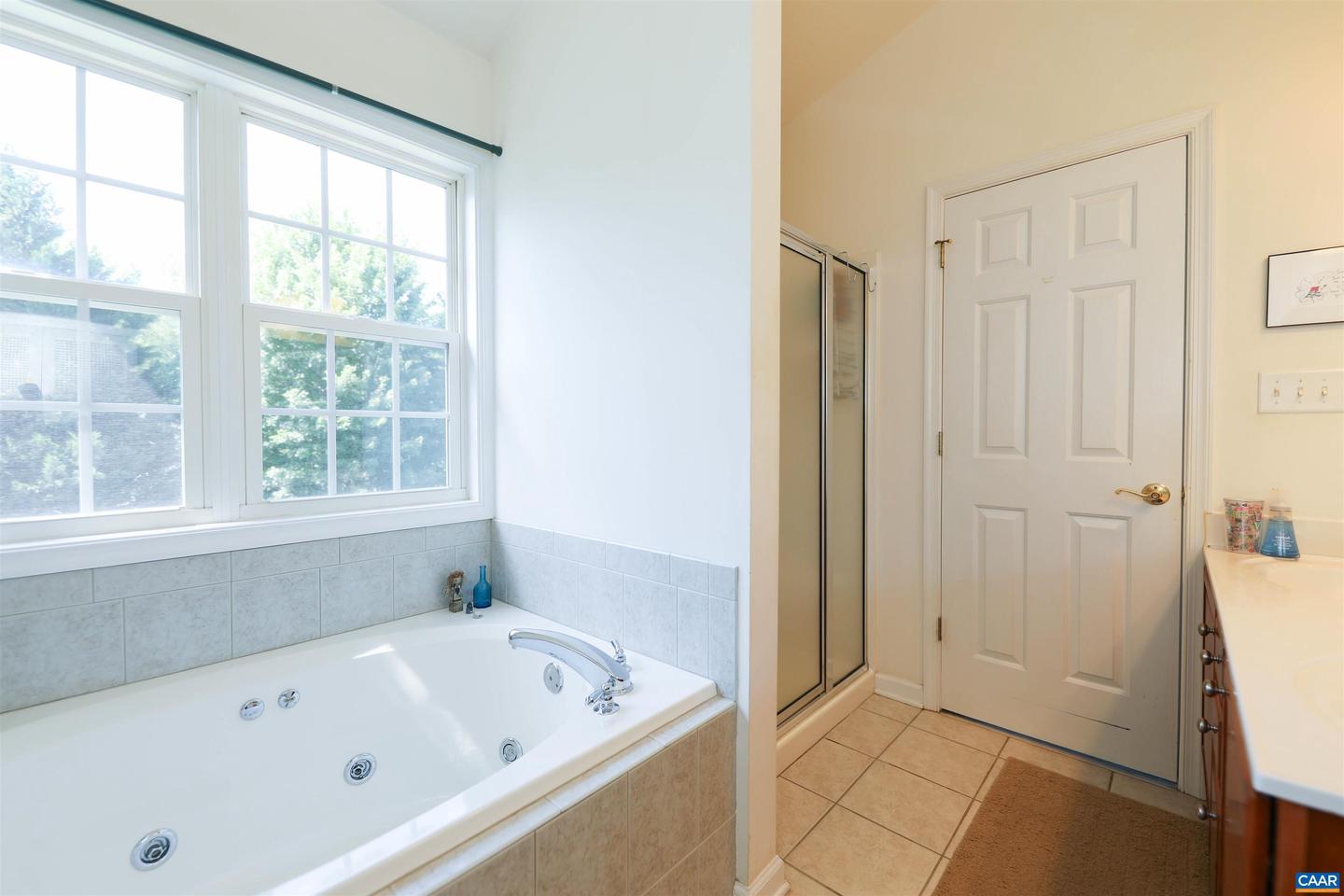 5310 LITTLE FOX LN, CHARLOTTESVILLE, Virginia 22903, 4 Bedrooms Bedrooms, ,2 BathroomsBathrooms,Residential,For sale,5310 LITTLE FOX LN,666824 MLS # 666824
