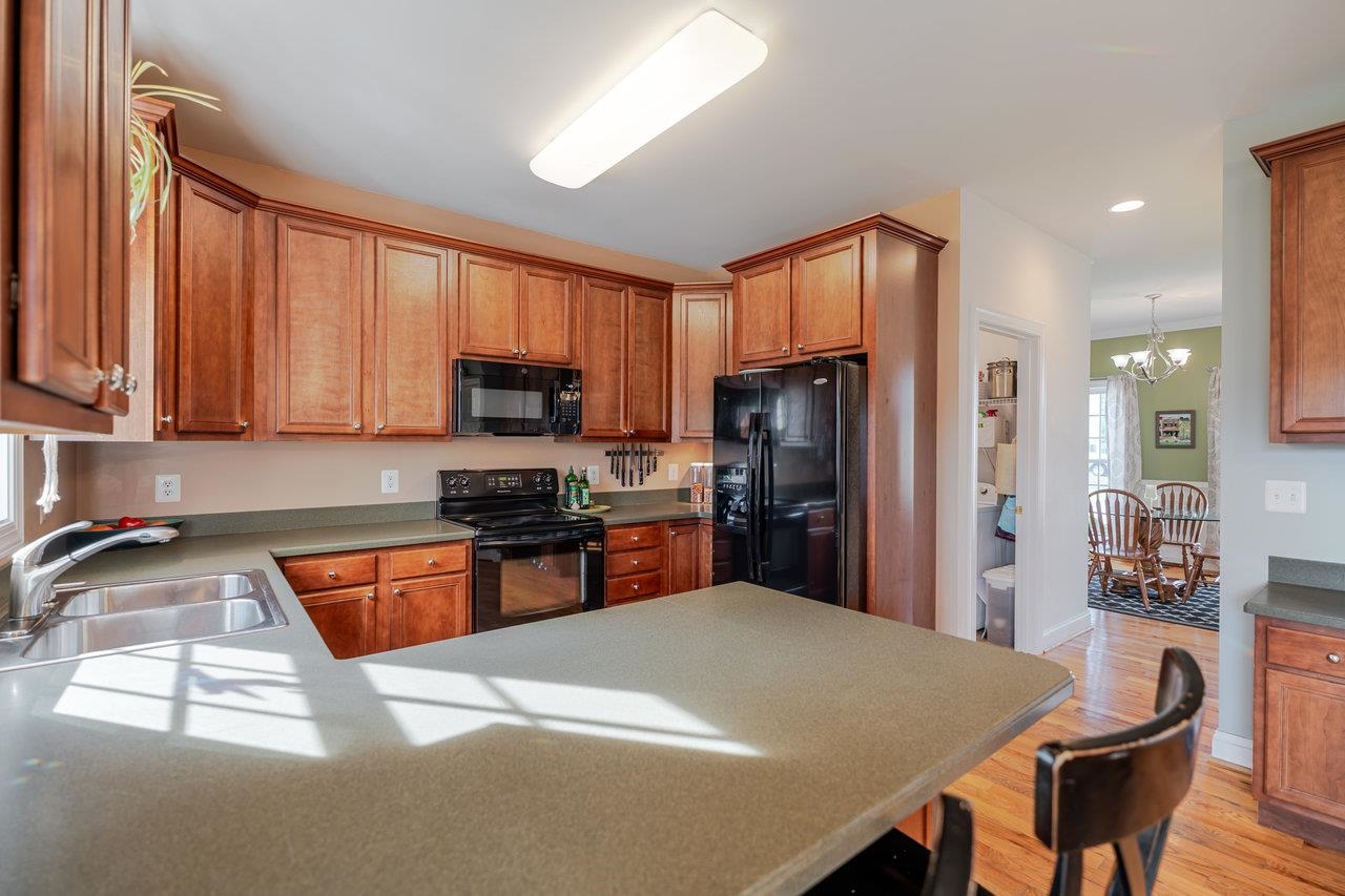 4130 SABRINA CT, PENN LAIRD, Virginia 22846, 4 Bedrooms Bedrooms, ,3 BathroomsBathrooms,Residential,4130 SABRINA CT,666161 MLS # 666161