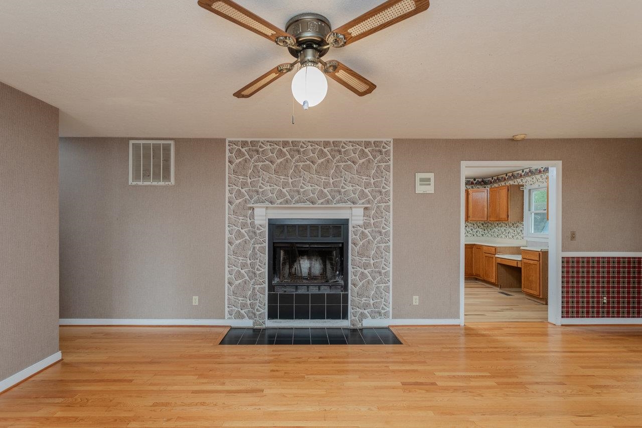 22 LOBLOLLY RD, PALMYRA, Virginia 22963, 3 Bedrooms Bedrooms, ,2 BathroomsBathrooms,Residential,22 LOBLOLLY RD,666827 MLS # 666827