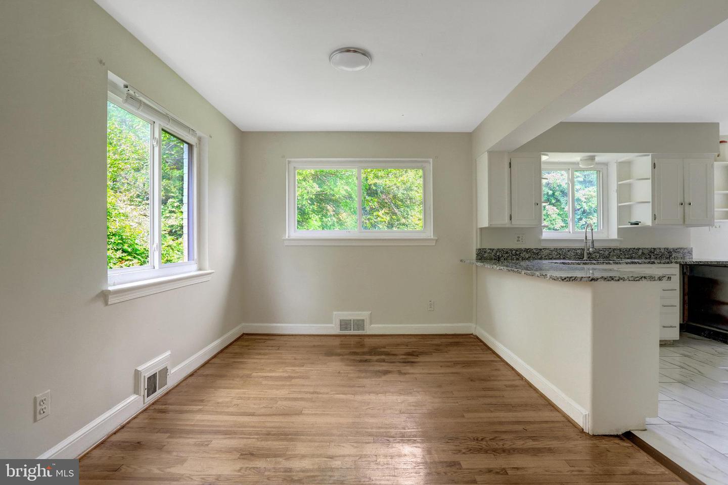 6005 FREDERICK ST, SPRINGFIELD, Virginia 22150, 5 Bedrooms Bedrooms, ,2 BathroomsBathrooms,Residential,For sale,6005 FREDERICK ST,VAFX2247974 MLS # VAFX2247974