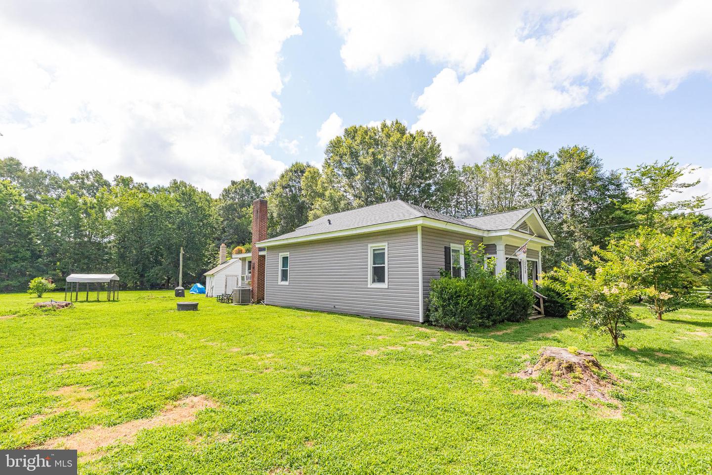 508 CHAPMAN ST, ASHLAND, Virginia 23005, 2 Bedrooms Bedrooms, ,1 BathroomBathrooms,Residential,For sale,508 CHAPMAN ST,VAHA2001022 MLS # VAHA2001022