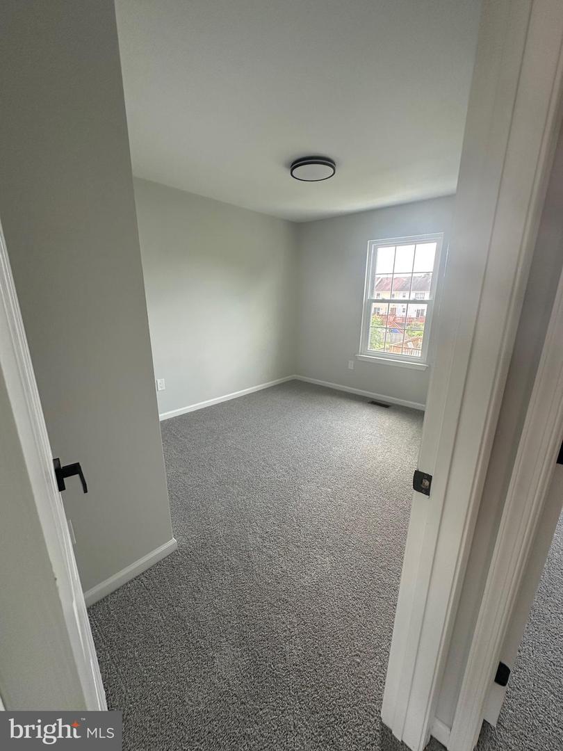 530 COVINGTON TER NE, LEESBURG, Virginia 20176, 4 Bedrooms Bedrooms, ,3 BathroomsBathrooms,Residential,For sale,530 COVINGTON TER NE,VALO2101396 MLS # VALO2101396