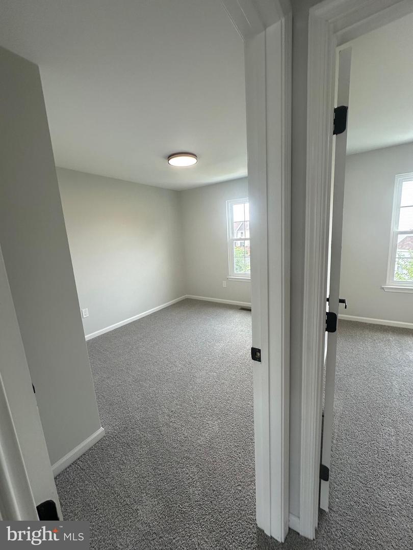 530 COVINGTON TER NE, LEESBURG, Virginia 20176, 4 Bedrooms Bedrooms, ,3 BathroomsBathrooms,Residential,For sale,530 COVINGTON TER NE,VALO2101396 MLS # VALO2101396