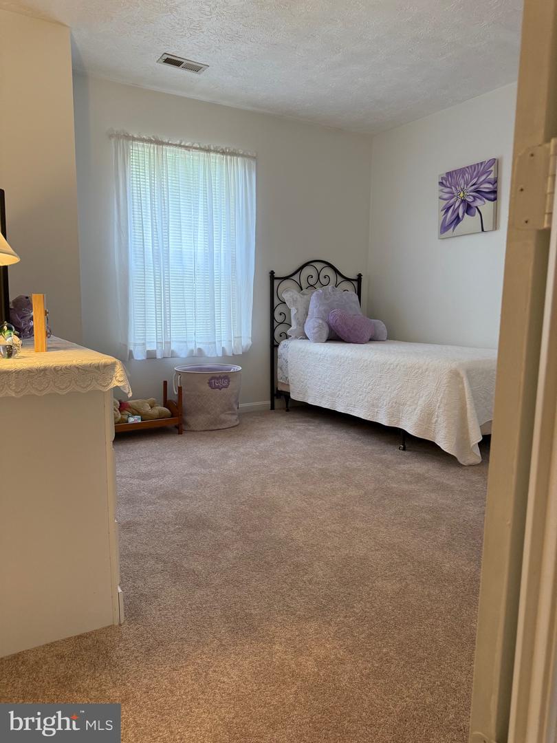 1207 KINGS CREST DR, STAFFORD, Virginia 22554, 3 Bedrooms Bedrooms, ,2 BathroomsBathrooms,Residential,For sale,1207 KINGS CREST DR,VAST2040592 MLS # VAST2040592