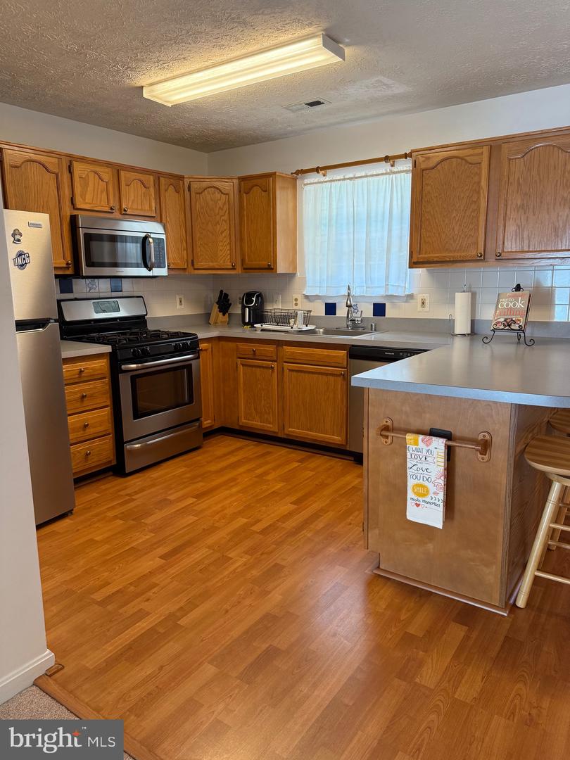 1207 KINGS CREST DR, STAFFORD, Virginia 22554, 3 Bedrooms Bedrooms, ,2 BathroomsBathrooms,Residential,For sale,1207 KINGS CREST DR,VAST2040592 MLS # VAST2040592
