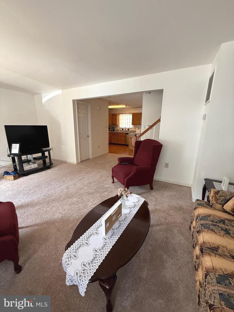 1207 KINGS CREST DR, STAFFORD, Virginia 22554, 3 Bedrooms Bedrooms, ,2 BathroomsBathrooms,Residential,For sale,1207 KINGS CREST DR,VAST2040592 MLS # VAST2040592