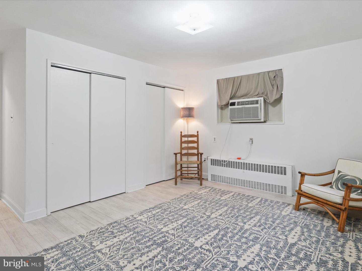 1581 N COLONIAL TER #201-X, ARLINGTON, Virginia 22209, 2 Bedrooms Bedrooms, ,1 BathroomBathrooms,Residential,For sale,1581 N COLONIAL TER #201-X,VAAR2060832 MLS # VAAR2060832