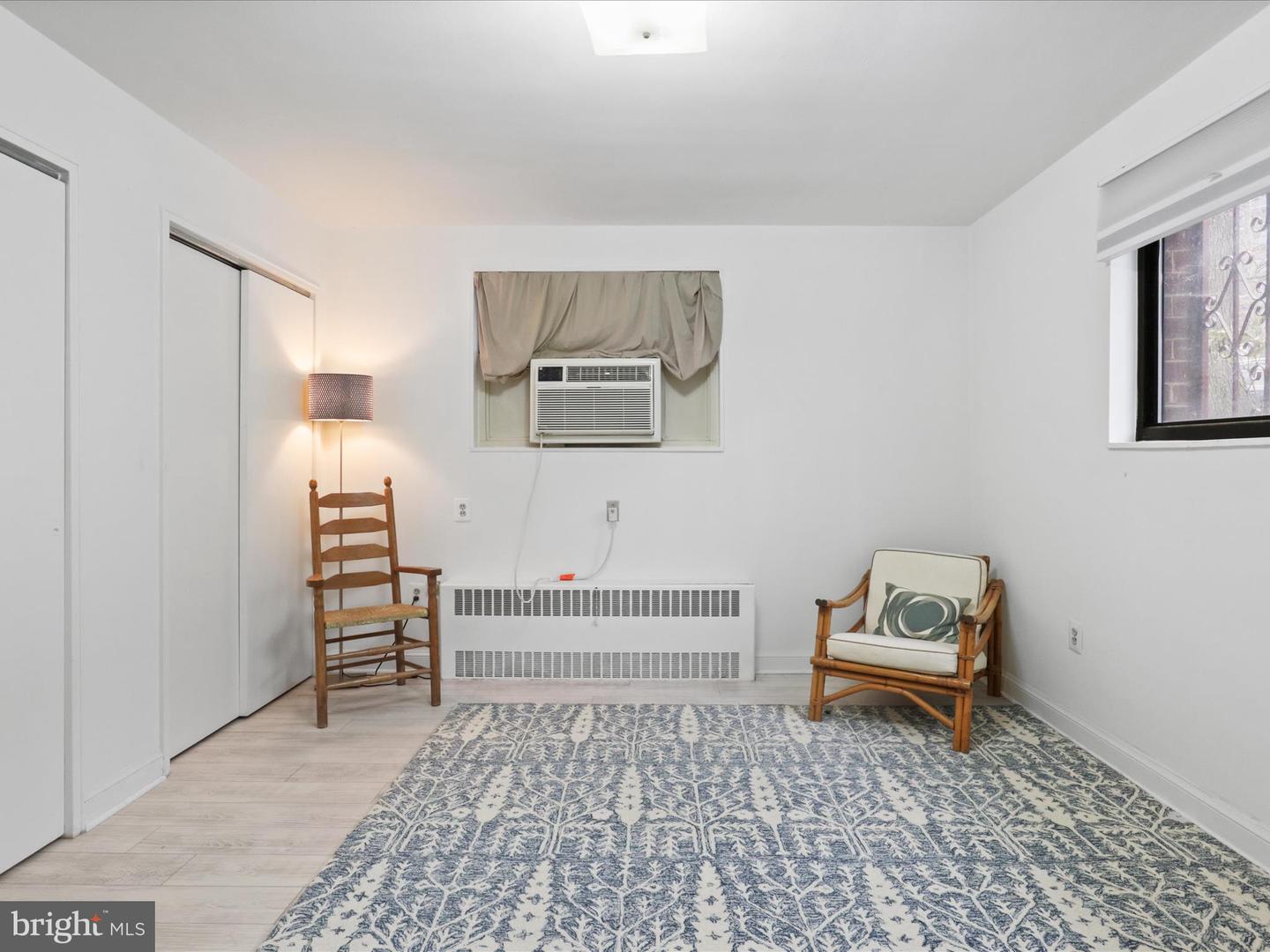 1581 N COLONIAL TER #201-X, ARLINGTON, Virginia 22209, 2 Bedrooms Bedrooms, ,1 BathroomBathrooms,Residential,For sale,1581 N COLONIAL TER #201-X,VAAR2060832 MLS # VAAR2060832