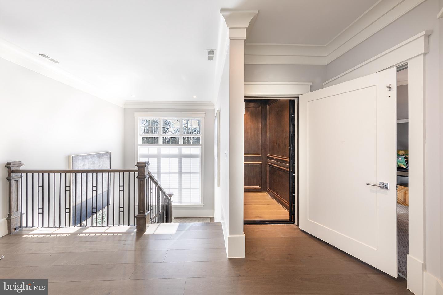 10601 BROOKEVILLE CT, GREAT FALLS, Virginia 22066, 6 Bedrooms Bedrooms, ,6 BathroomsBathrooms,Residential,For sale,10601 BROOKEVILLE CT,VAFX2255680 MLS # VAFX2255680