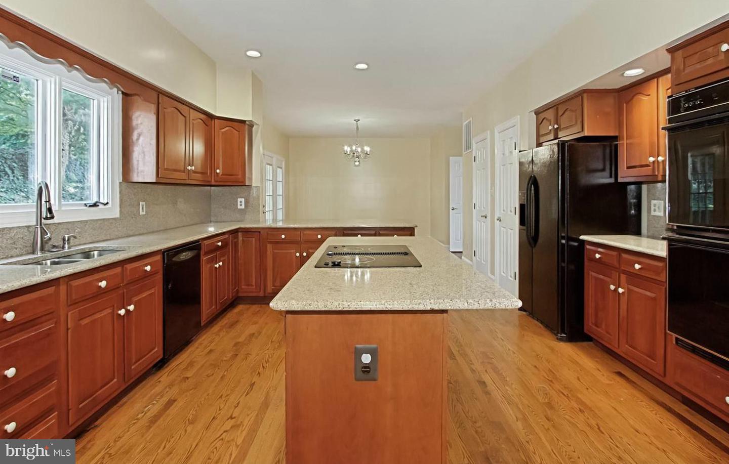7204 QUIET CV, ANNANDALE, Virginia 22003, 4 Bedrooms Bedrooms, ,4 BathroomsBathrooms,Residential,For sale,7204 QUIET CV,VAFX2255930 MLS # VAFX2255930