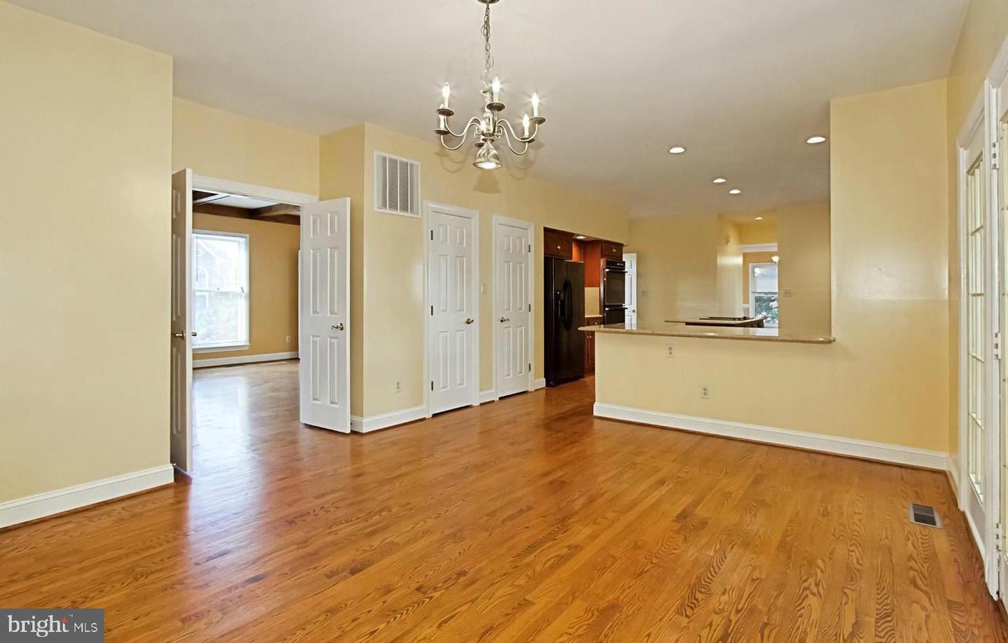7204 QUIET CV, ANNANDALE, Virginia 22003, 4 Bedrooms Bedrooms, ,4 BathroomsBathrooms,Residential,For sale,7204 QUIET CV,VAFX2255930 MLS # VAFX2255930