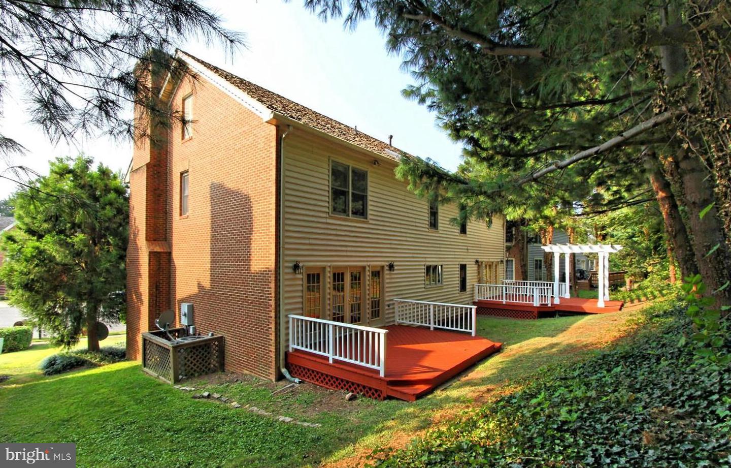 7204 QUIET CV, ANNANDALE, Virginia 22003, 4 Bedrooms Bedrooms, ,4 BathroomsBathrooms,Residential,For sale,7204 QUIET CV,VAFX2255930 MLS # VAFX2255930