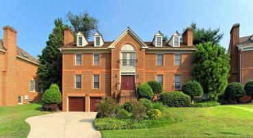 7204 QUIET CV, ANNANDALE, Virginia 22003, 4 Bedrooms Bedrooms, ,4 BathroomsBathrooms,Residential,For sale,7204 QUIET CV,VAFX2255930 MLS # VAFX2255930