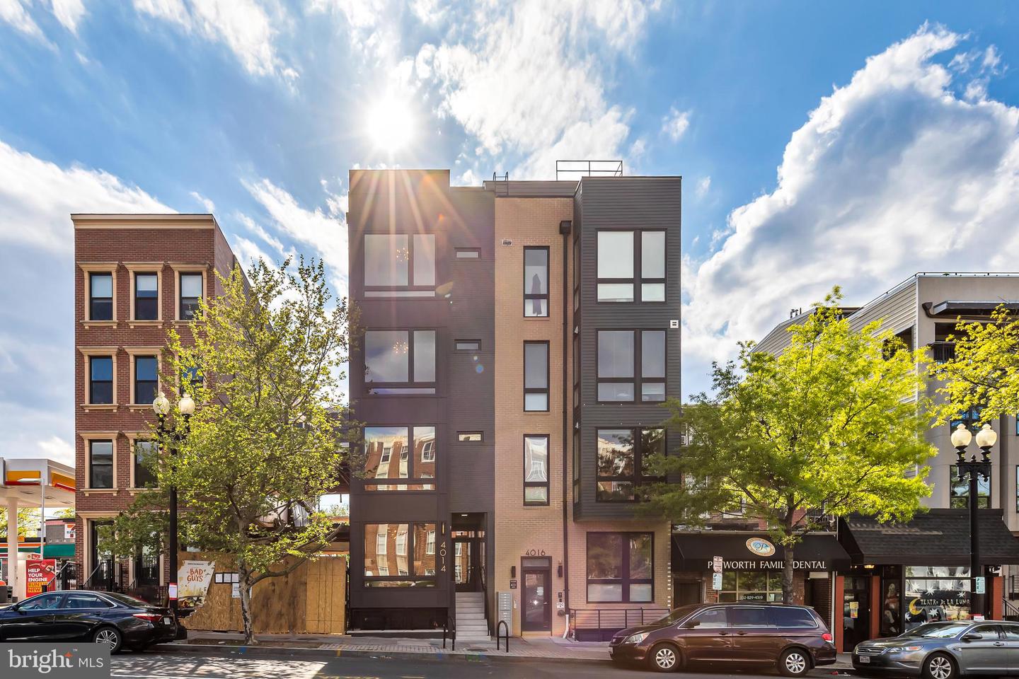 4014 GEORGIA AVE NW #402, WASHINGTON, District Of Columbia 20011, 2 Bedrooms Bedrooms, ,2 BathroomsBathrooms,Residential,For sale,4014 GEORGIA AVE NW #402,DCDC2210748 MLS # DCDC2210748