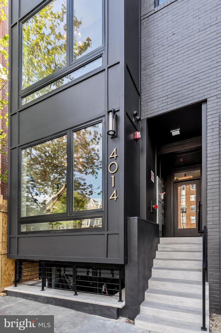 4014 GEORGIA AVE NW #402, WASHINGTON, District Of Columbia 20011, 2 Bedrooms Bedrooms, ,2 BathroomsBathrooms,Residential,For sale,4014 GEORGIA AVE NW #402,DCDC2210748 MLS # DCDC2210748