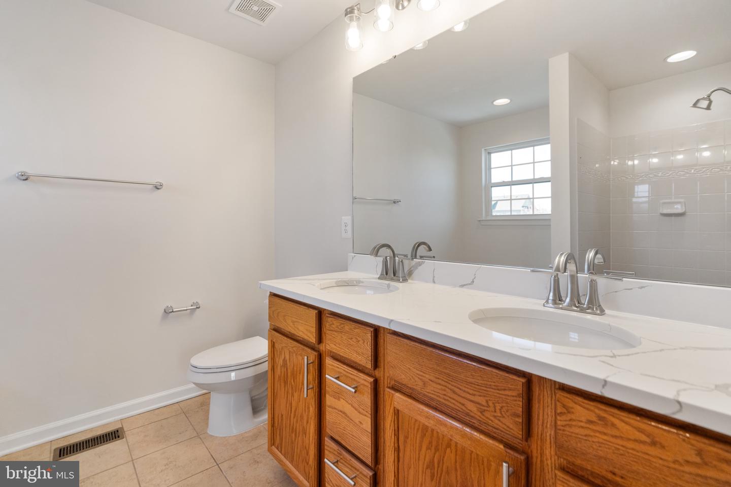 100 FIESTA DR, STEPHENSON, Virginia 22656, 4 Bedrooms Bedrooms, ,3 BathroomsBathrooms,Residential,For sale,100 FIESTA DR,VAFV2035494 MLS # VAFV2035494