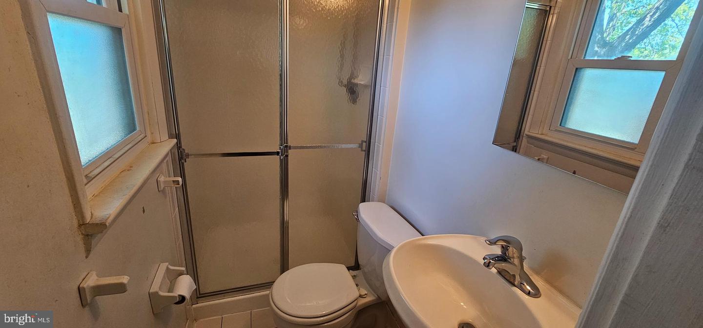 2711 GROVETON ST, ALEXANDRIA, Virginia 22306, 3 Bedrooms Bedrooms, ,2 BathroomsBathrooms,Residential,For sale,2711 GROVETON ST,VAFX2255954 MLS # VAFX2255954