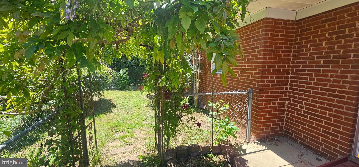 2711 GROVETON ST, ALEXANDRIA, Virginia 22306, 3 Bedrooms Bedrooms, ,2 BathroomsBathrooms,Residential,For sale,2711 GROVETON ST,VAFX2255954 MLS # VAFX2255954