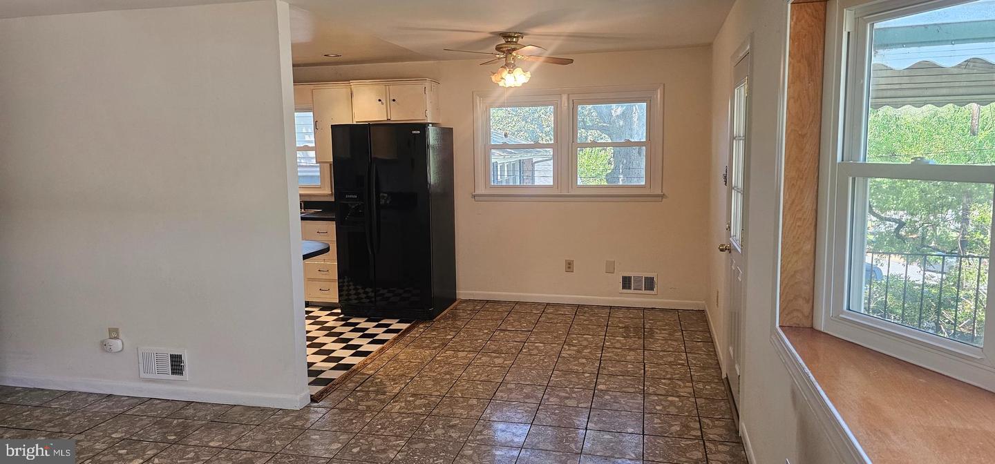 2711 GROVETON ST, ALEXANDRIA, Virginia 22306, 3 Bedrooms Bedrooms, ,2 BathroomsBathrooms,Residential,For sale,2711 GROVETON ST,VAFX2255954 MLS # VAFX2255954