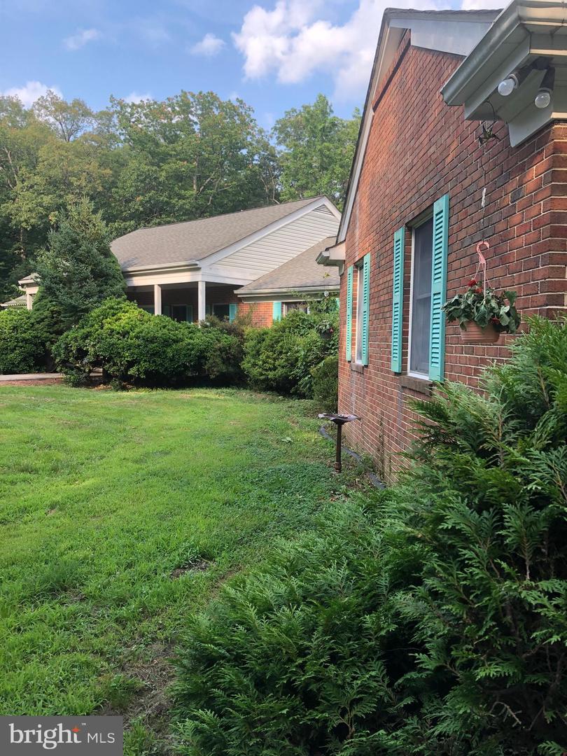 337 CARRSBROOK DR, CHARLOTTESVILLE, Virginia 22901, 4 Bedrooms Bedrooms, 11 Rooms Rooms,2 BathroomsBathrooms,Residential,For sale,337 CARRSBROOK DR,VAAB2000980 MLS # VAAB2000980
